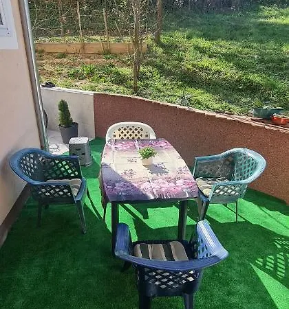 아파트 Pikolo Vb *