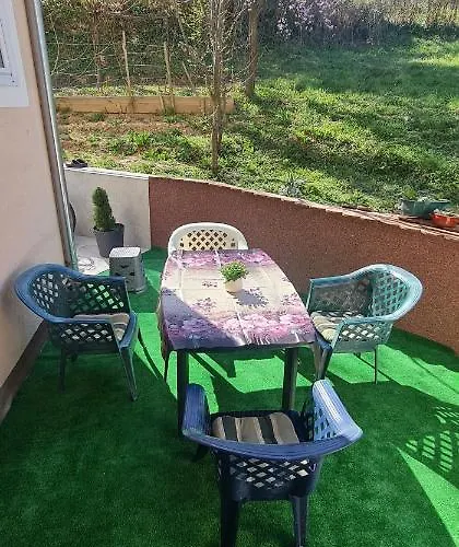 아파트 Pikolo Vb *